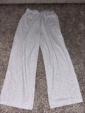 Amazon Wide Leg Women’s Sweatpants in Light Gray